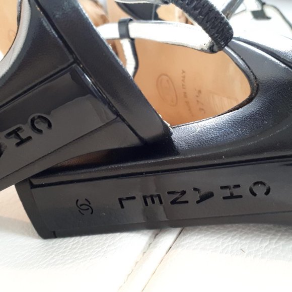**SOLD** AUTHENTIC CHANEL HEELS - Picture 2 of 6